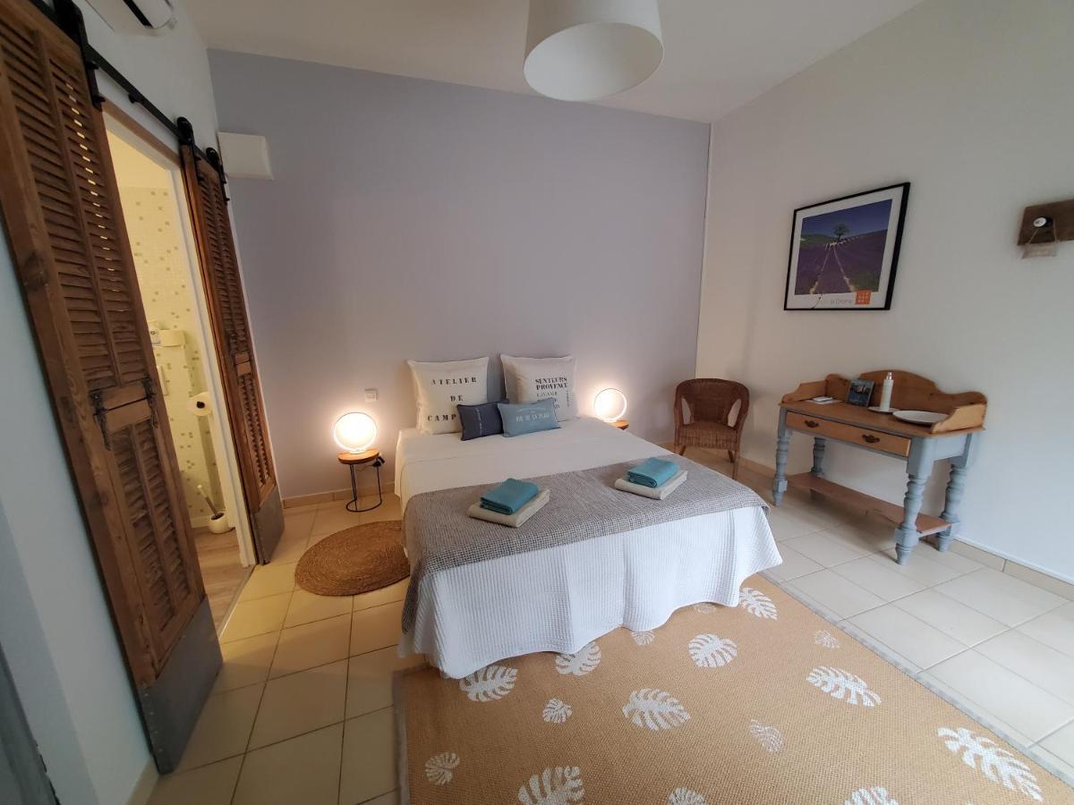 Hotel La Fontaine Au Loup à Saint-Maurice-sur-Eygues Extérieur photo