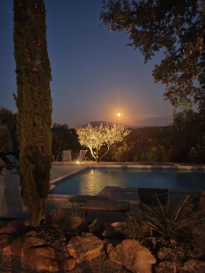 Hotel La Fontaine Au Loup à Saint-Maurice-sur-Eygues Extérieur photo