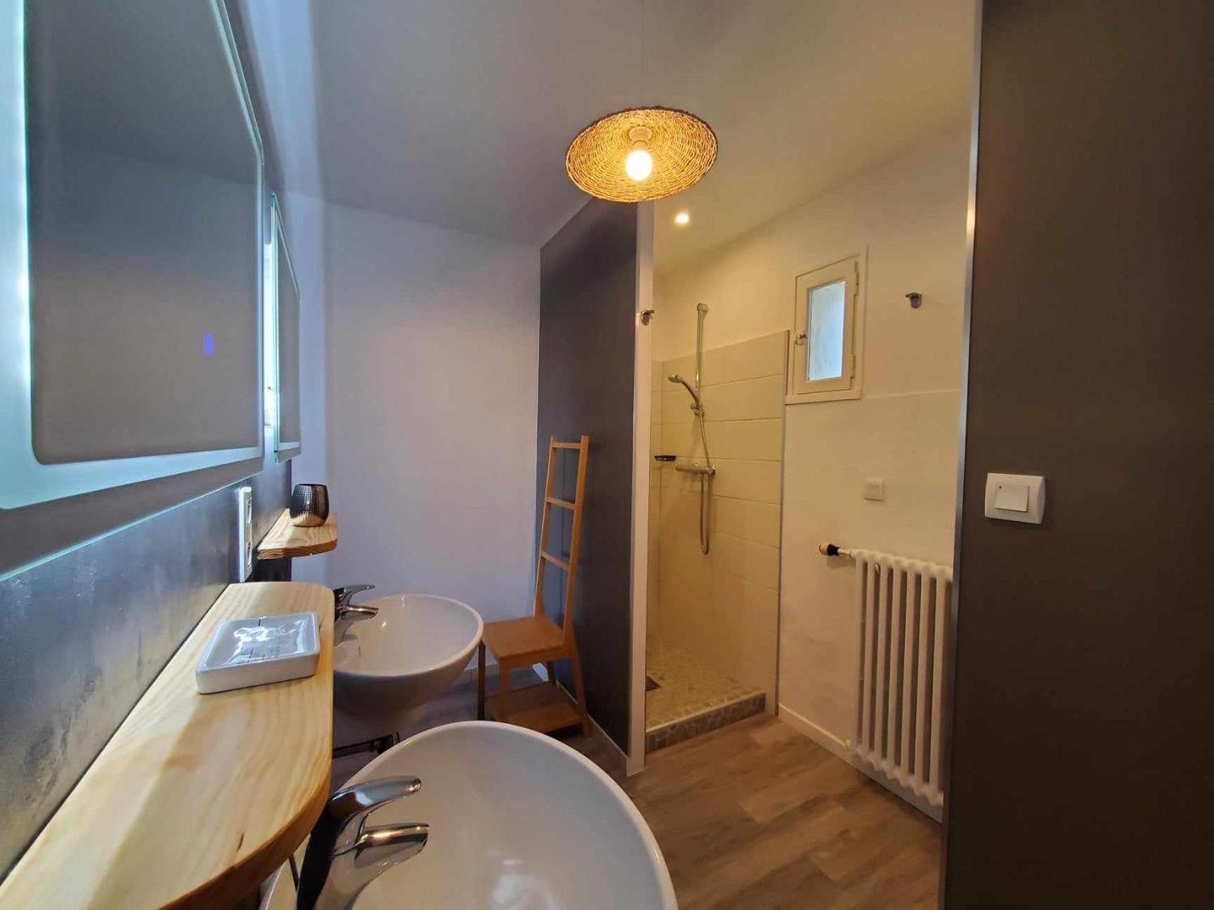 Hotel La Fontaine Au Loup à Saint-Maurice-sur-Eygues Extérieur photo