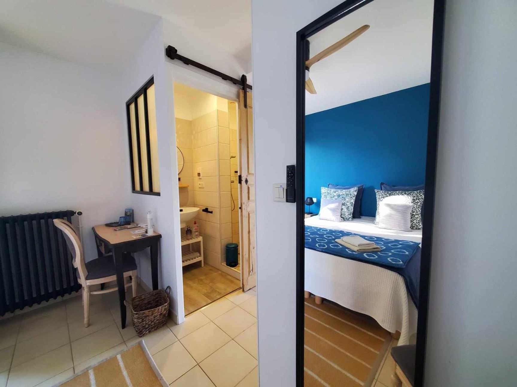 Hotel La Fontaine Au Loup à Saint-Maurice-sur-Eygues Extérieur photo