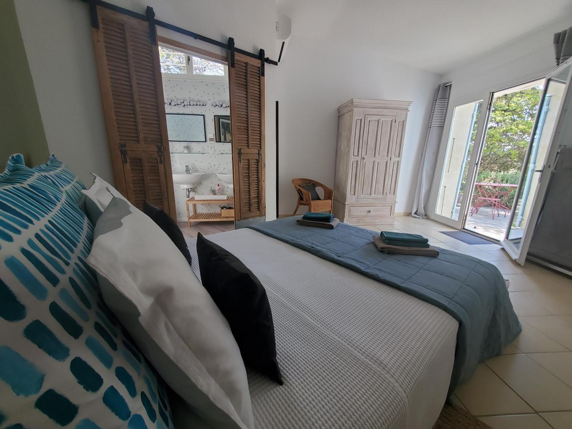 Hotel La Fontaine Au Loup à Saint-Maurice-sur-Eygues Extérieur photo